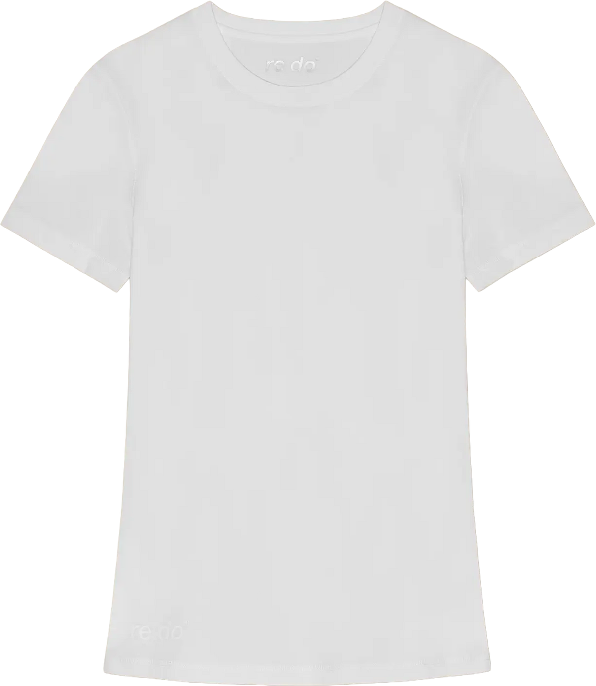 re do® Movement T-shirt i #Star White, modellen Mai